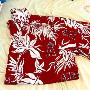 Men’s Angels Hawaiian Themed button up Size M